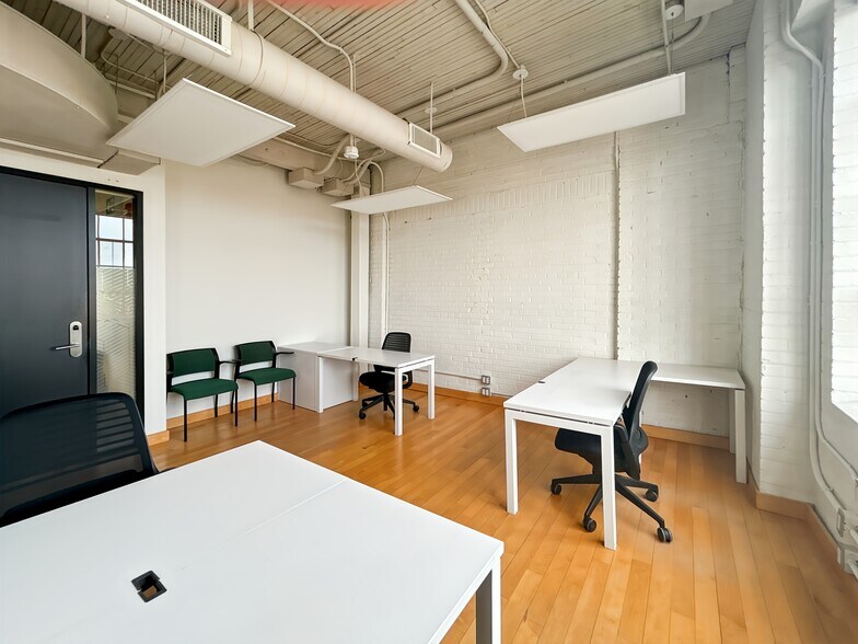 More Photos Of 1655 Dupont St, Toronto Flex For Sale