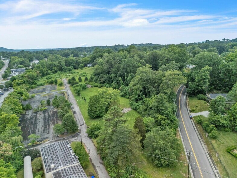 More Photos Of 203 Michigan Ave, Oak Ridge Land For Sale
