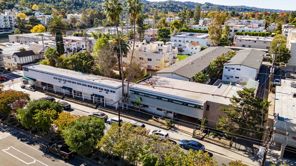 More Photos Of 4215 Vineland Ave, Studio City Apartments For Sale