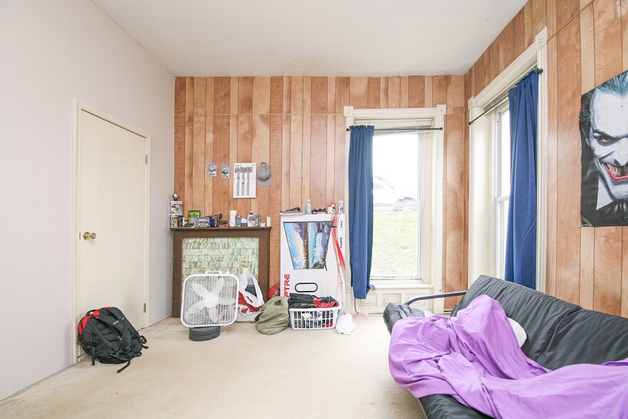 More Photos Of 2102 S Lehigh Ave, Whitehall Apartments For Sale