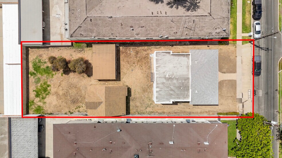 More Photos Of 128-130 N Hillcrest Blvd, Inglewood Apartments For Sale