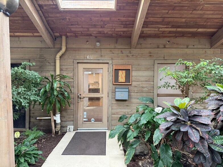 More Photos Of 411-511 N Wendover Rd, Charlotte Medical For Sale