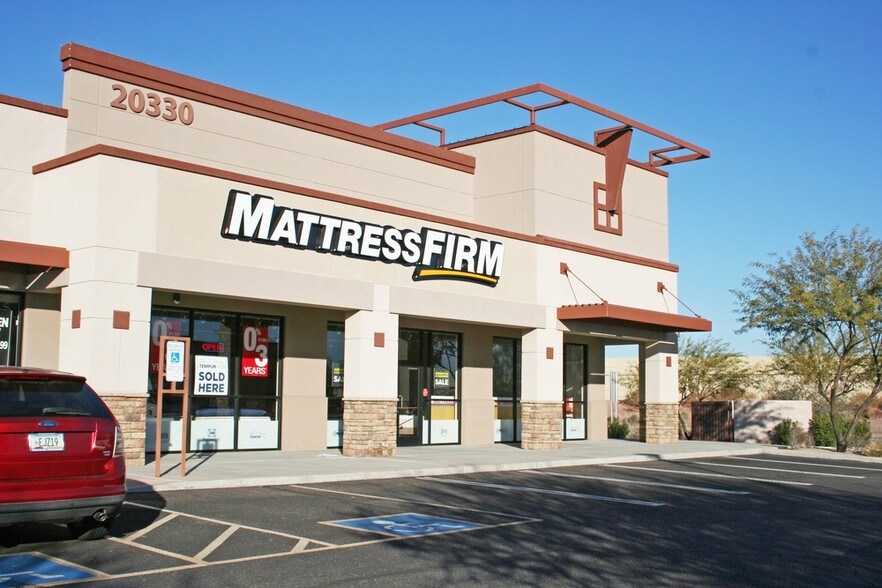More Photos Of N Cave Creek Rd, Phoenix Freestanding For Lease