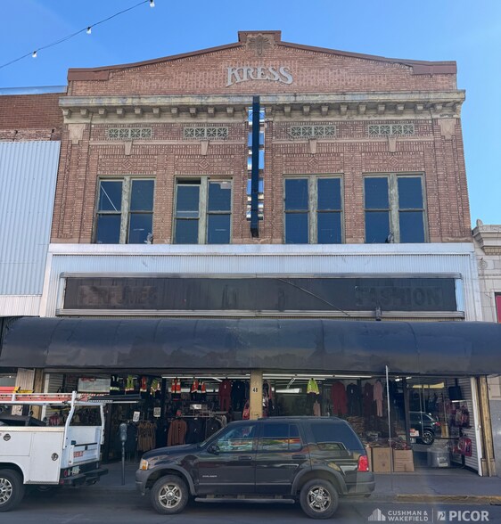 More Photos Of 48 N Morley Ave, Nogales General Retail For Lease