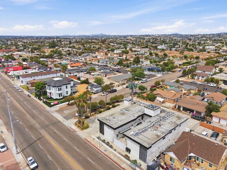 More Photos Of 2005 Highland Ave, National City Apartments For Sale