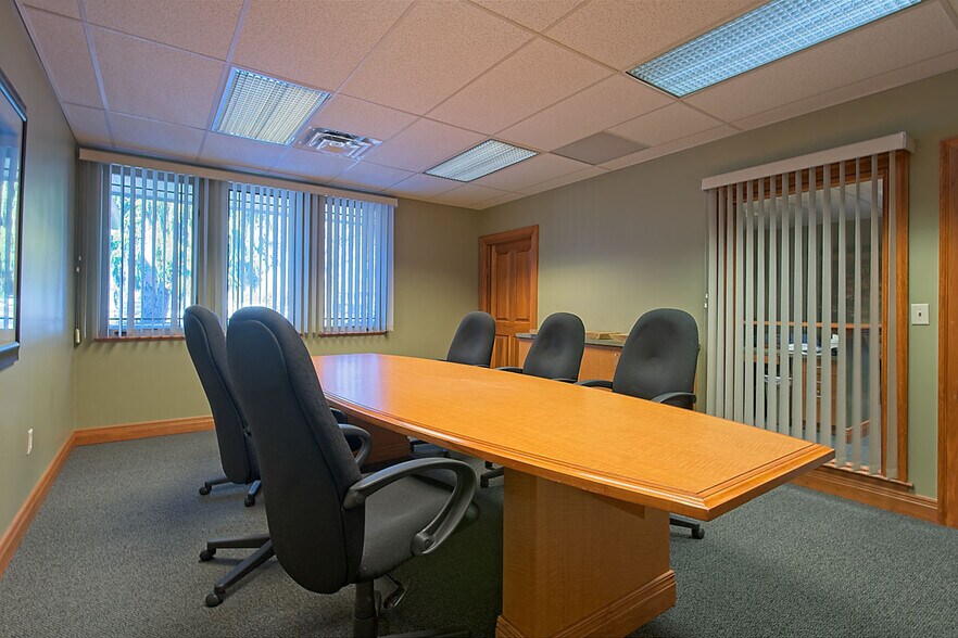 More Photos Of 10-24 Remick Blvd, Springboro Medical For Sale