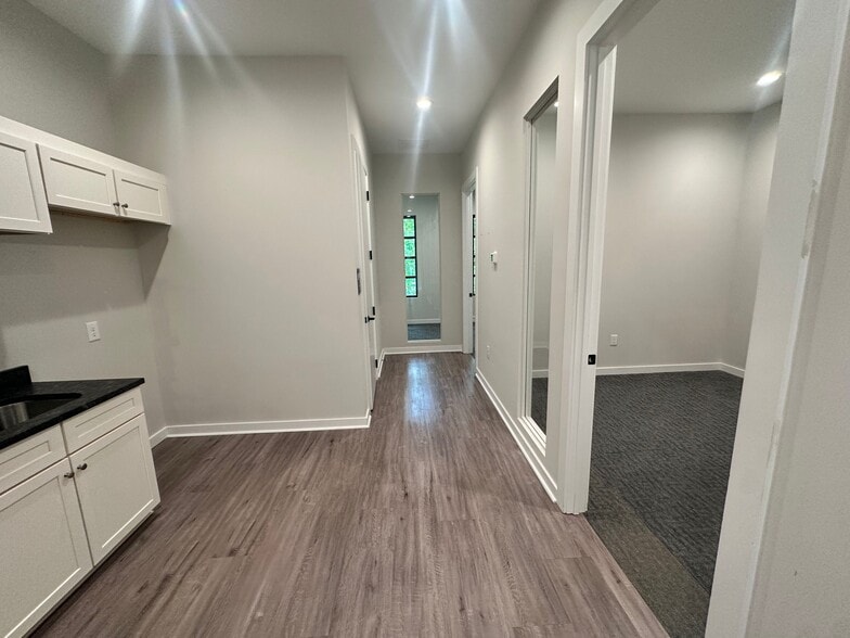 More Photos Of 6110 McFarland Station Dr, Alpharetta Office For Lease