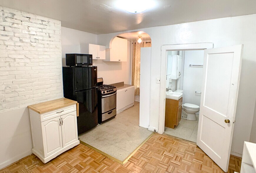 More Photos Of 1521 Park Ave, Baltimore Multifamily For Sale