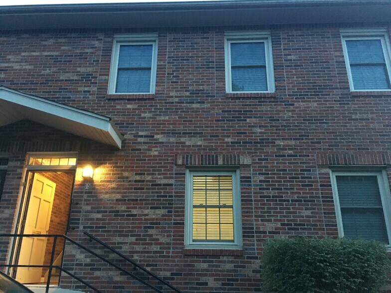 More Photos Of 725 W Main St, Jamestown Office For Lease