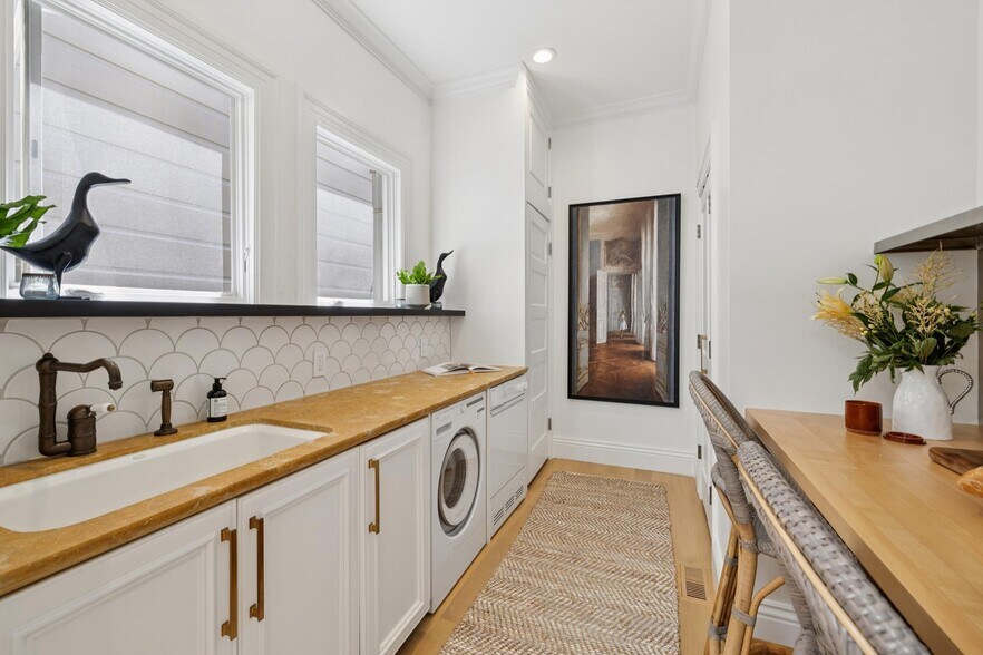 More Photos Of 3463 Sacramento St, San Francisco Storefront Retail Residential For Sale