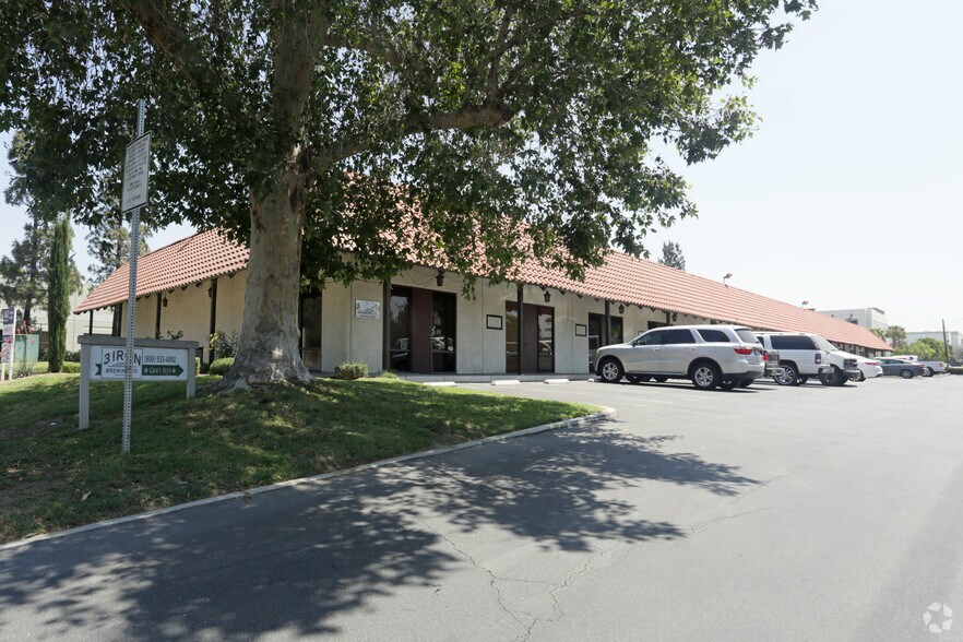 Primary Photo Of 898 Via Lata, Colton Showroom For Lease