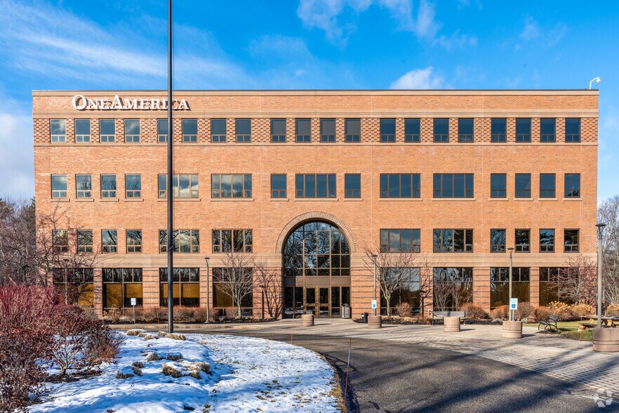 More Photos Of 225 Gorham Rd, South Portland Office For Lease