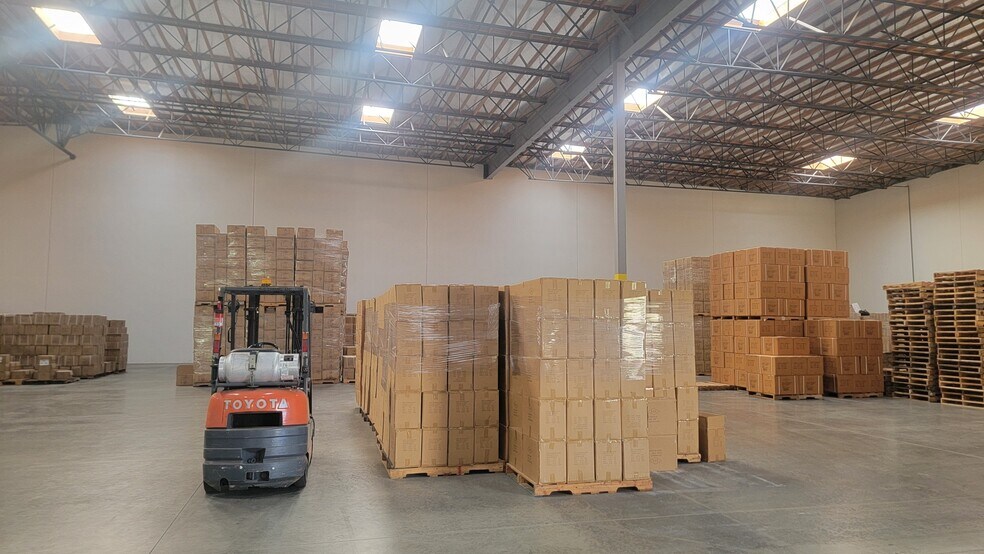 More Photos Of 1580 S Grove Ave, Ontario Warehouse For Lease