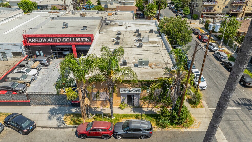 More Photos Of 14701 Calvert St, Van Nuys Warehouse For Sale