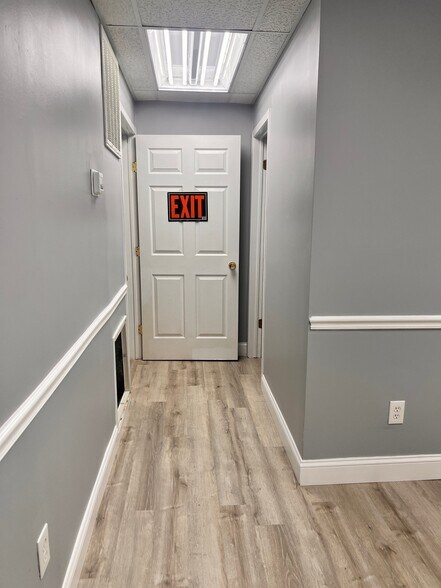 More Photos Of 233 Union Ave, Holbrook Medical For Lease