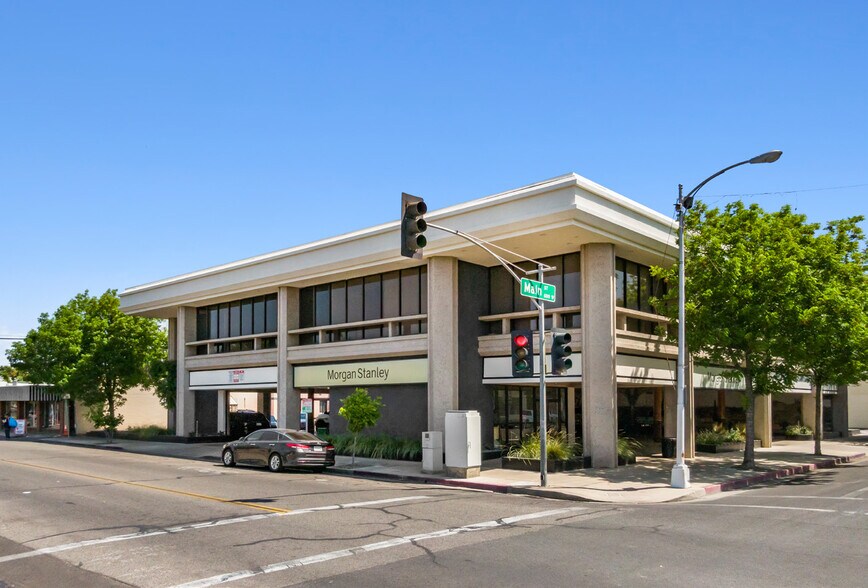 More Photos Of 520 W Main St, Visalia Office For Lease