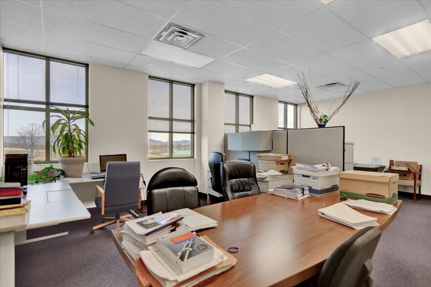 More Photos Of 1350 Broadcasting Rd, Wyomissing Office For Sale