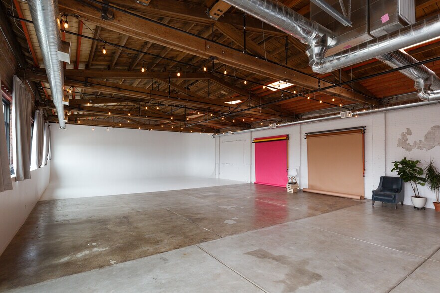 More Photos Of 2204 Washington Blvd, Ogden Storefront For Lease