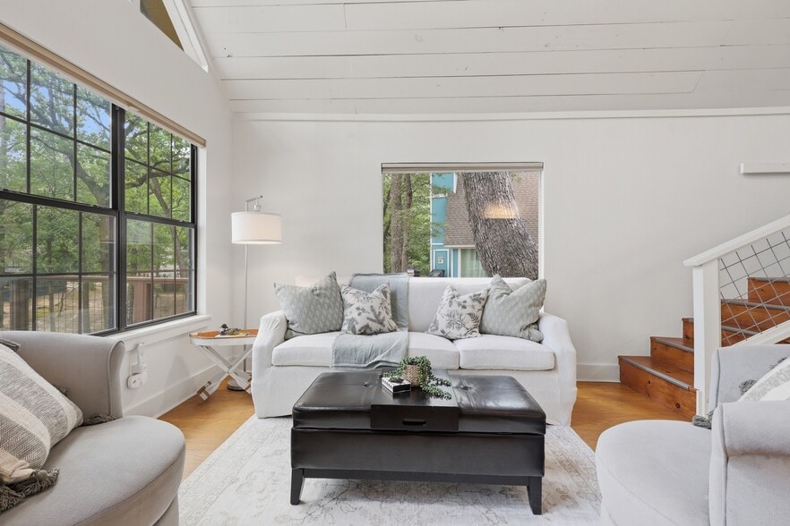 More Photos Of 104 Barker Creek Dr, Scroggins Specialty For Sale