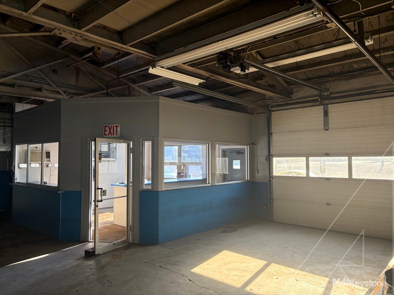 More Photos Of 60 E Penn Ave, Wernersville Auto Dealership For Sale