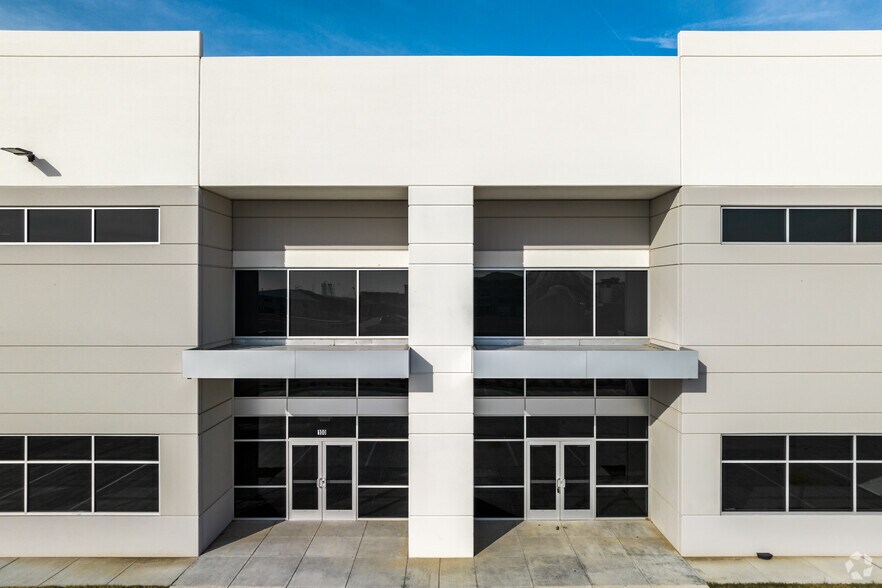 More Photos Of NE Corner Of Memorial Dr & Standridge Dr, The Colony Unknown For Lease