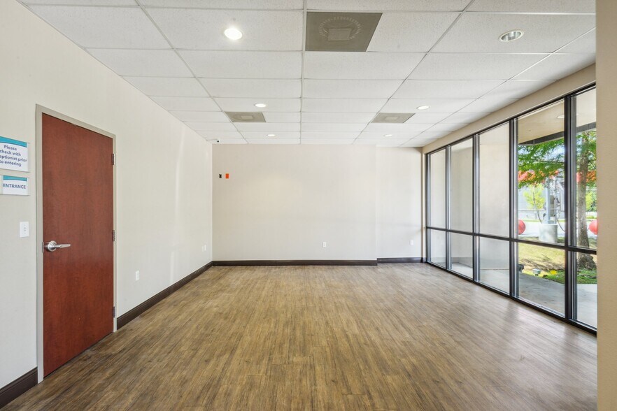 More Photos Of 70340 LA-21, Covington General Retail For Lease