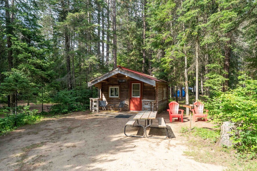 More Photos Of 2883 HWY-60, Dwight Trailer Camper Park For Sale