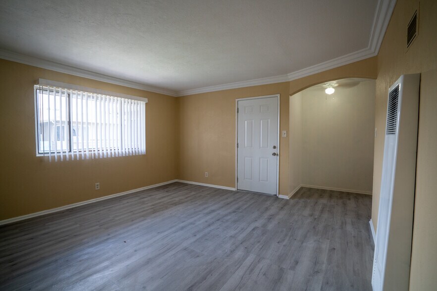 More Photos Of 1118-1124 N Mayfair Ave, Anaheim Apartments For Sale