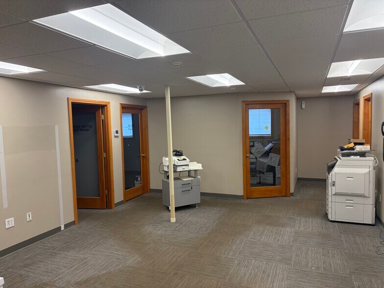 More Photos Of 22 Minnesota Ave, Warwick Flex For Sale