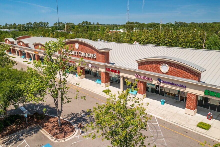 More Photos Of 201 Graduate Rd, Conway Storefront For Lease