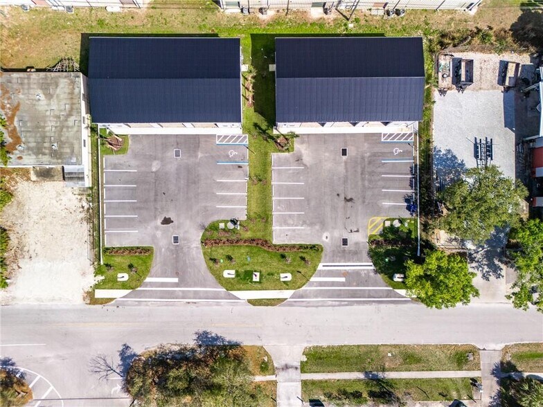 More Photos Of 916 19th Avenue ave, Vero Beach Industrial For Sale