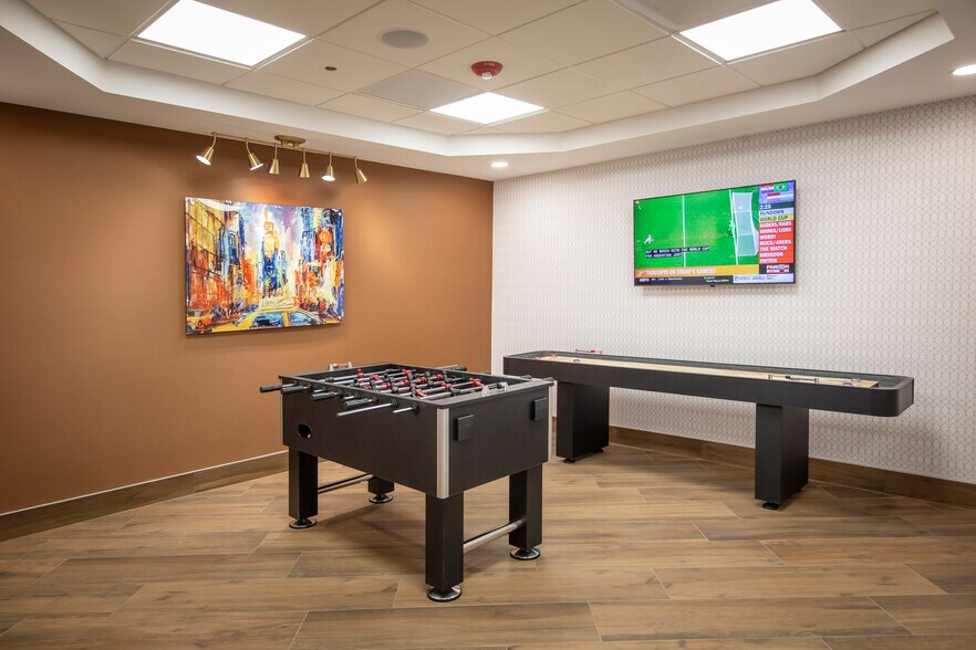 More Photos Of 2150 Joshuas Path, Hauppauge Office For Lease