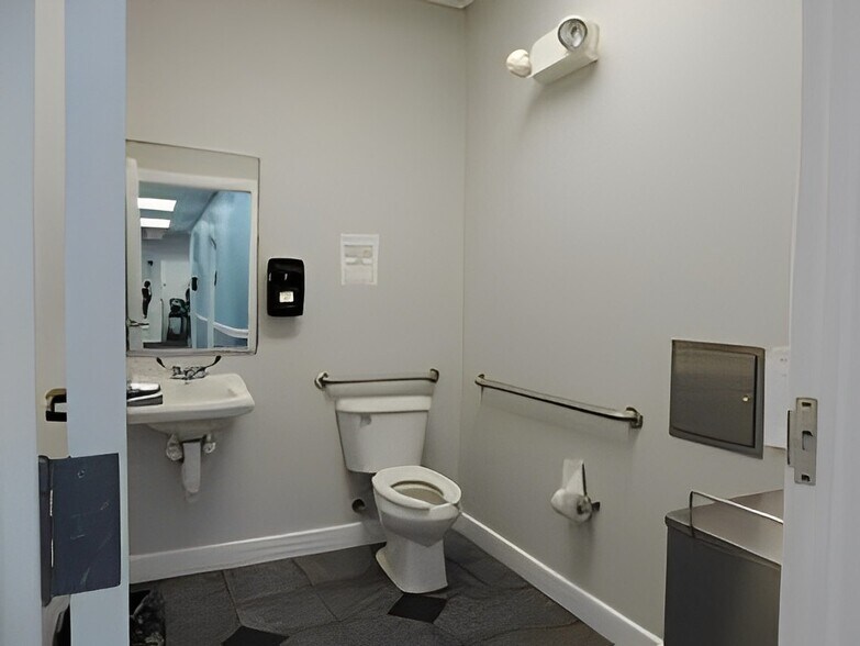 More Photos Of 795 US-64, Plymouth Medical For Sale