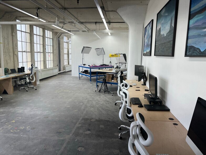 More Photos Of 140 58th St, Brooklyn Manufacturing For Lease