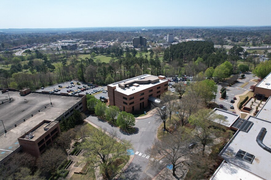 More Photos Of 1 St. Vincent Cir, Little Rock Medical For Lease