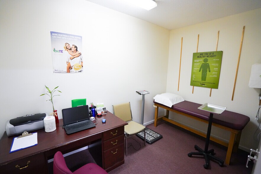 More Photos Of 2950 Stone Hogan Connector Rd SW, Atlanta Medical For Sale