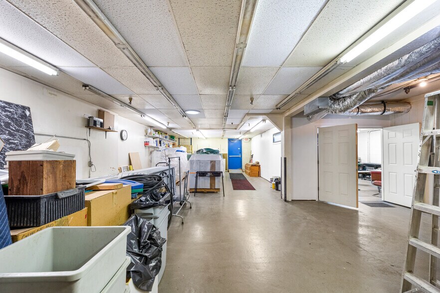 More Photos Of 417 W Santa Fe Ave, Flagstaff Flex For Sale