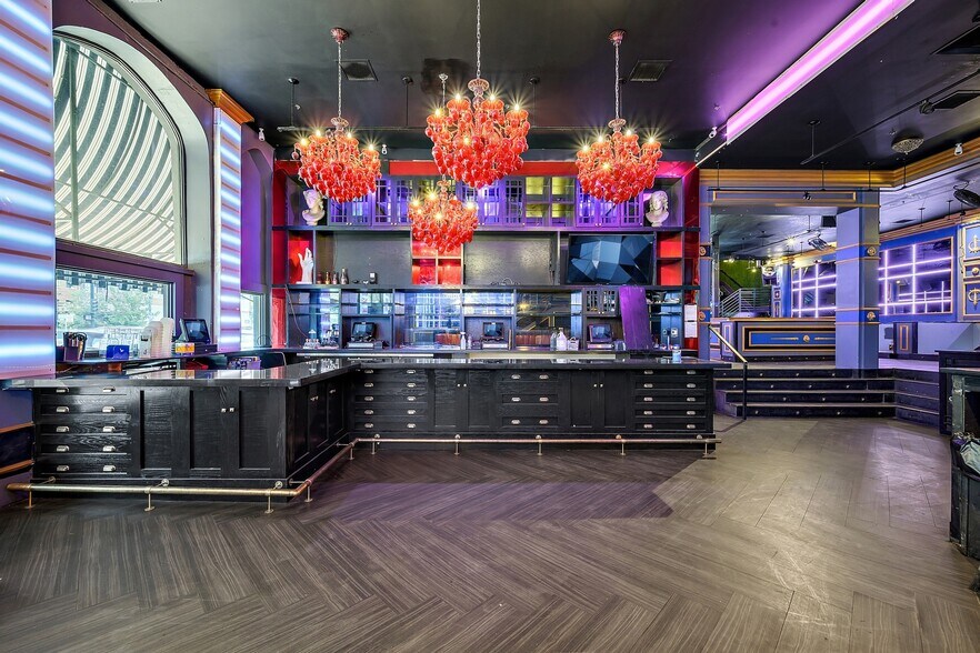 More Photos Of 1448 Market St, Denver Restaurant For Lease