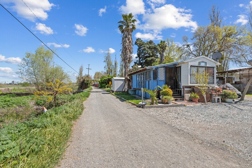More Photos Of 711 W Brannan Island Rd, Isleton Trailer Camper Park For Sale