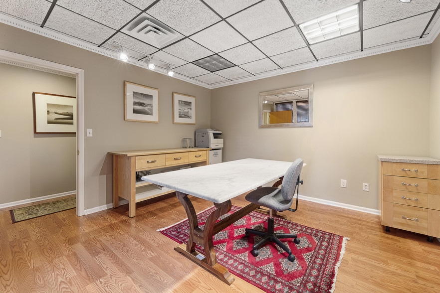 More Photos Of 188 E Bergen Pl, Red Bank Office For Sale