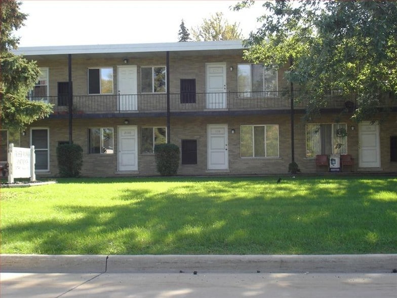 Primary Photo Of 31740 Fraser Dr, Fraser Apartments For Sale