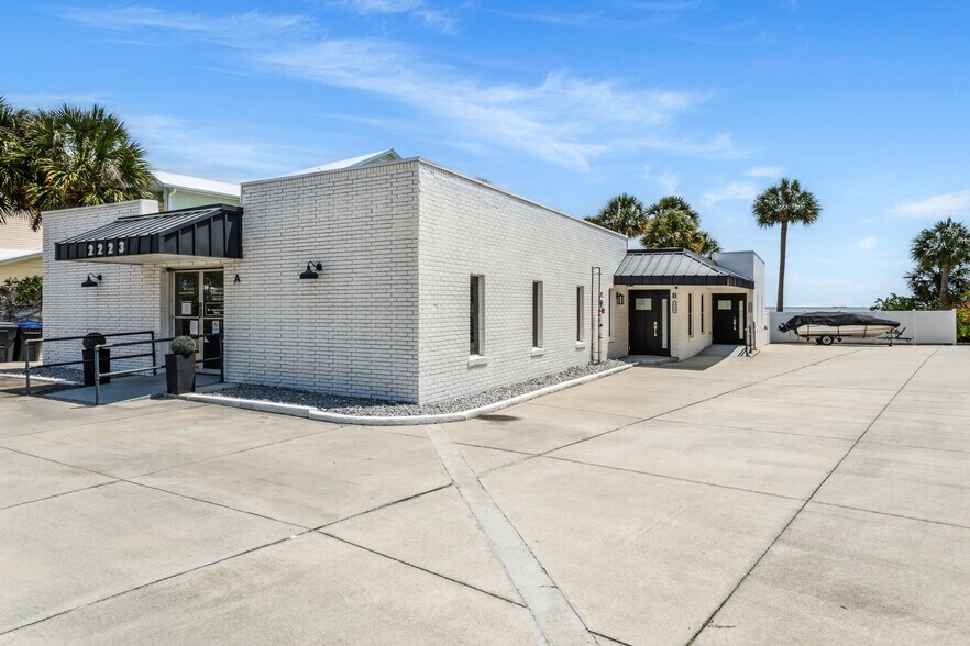 More Photos Of 2223 S Washington Ave, Titusville Office Residential For Sale