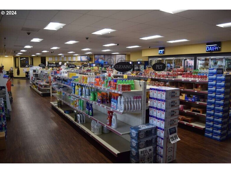 More Photos Of 457 E Main St, Athena Convenience Store For Sale