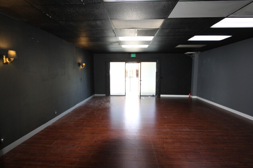 More Photos Of 2501 Colorado Blvd, Los Angeles Freestanding For Lease