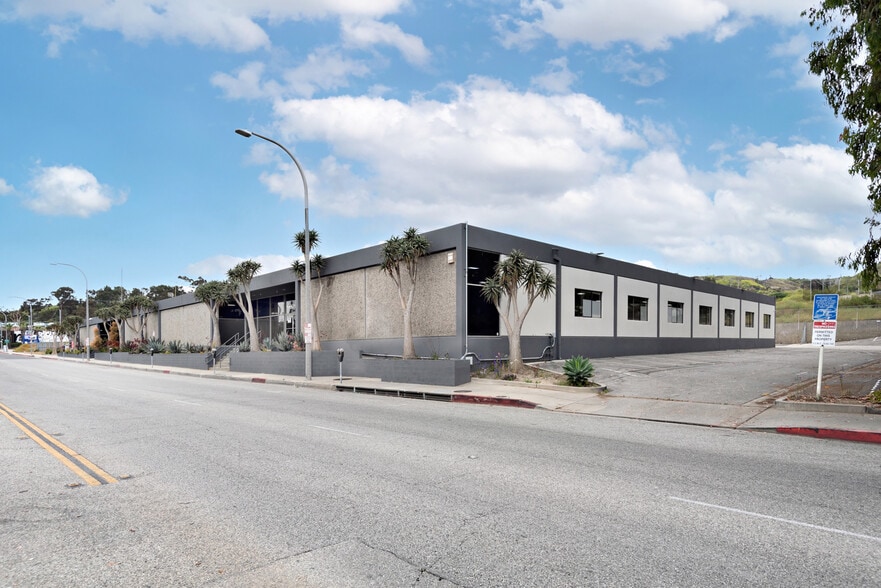 More Photos Of 10150-10200 Jefferson Blvd, Culver City Warehouse For Lease
