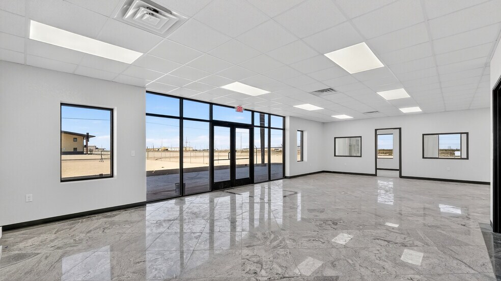 More Photos Of 16511 W Basin St, Odessa Industrial For Lease