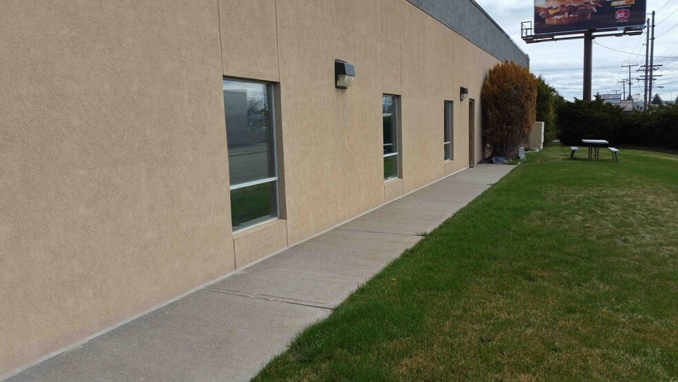 More Photos Of 665 E Anderson, Idaho Falls Light Distribution For Lease