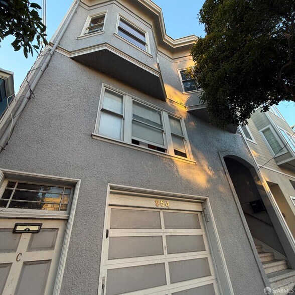 More Photos Of 954 De Haro St, San Francisco Multifamily For Sale