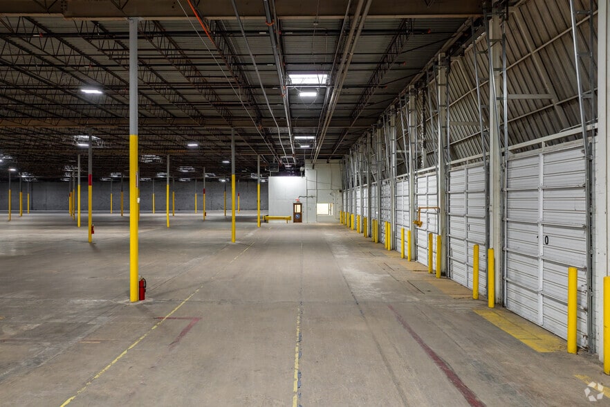 More Photos Of 1791 Mount Zion Rd, Morrow Warehouse For Lease