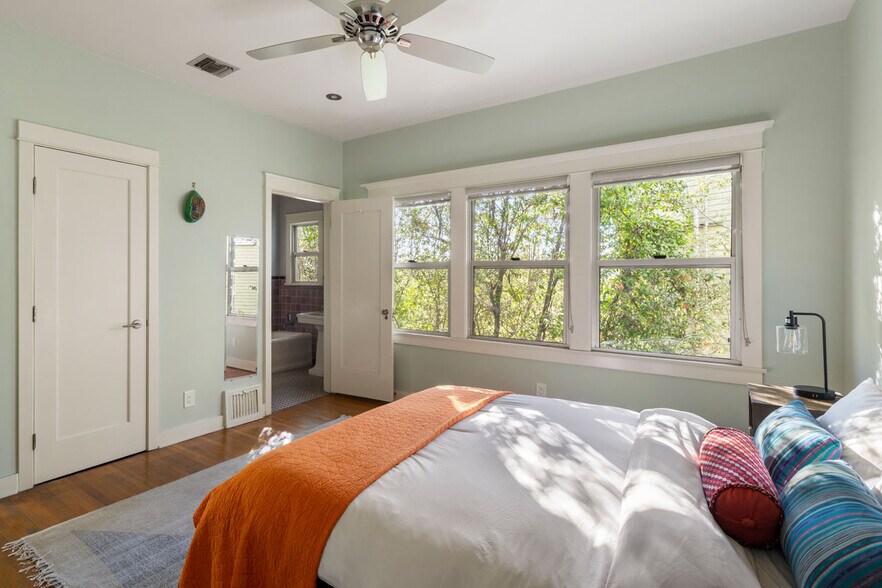 More Photos Of 1642 Elevado St, Los Angeles Multifamily For Sale